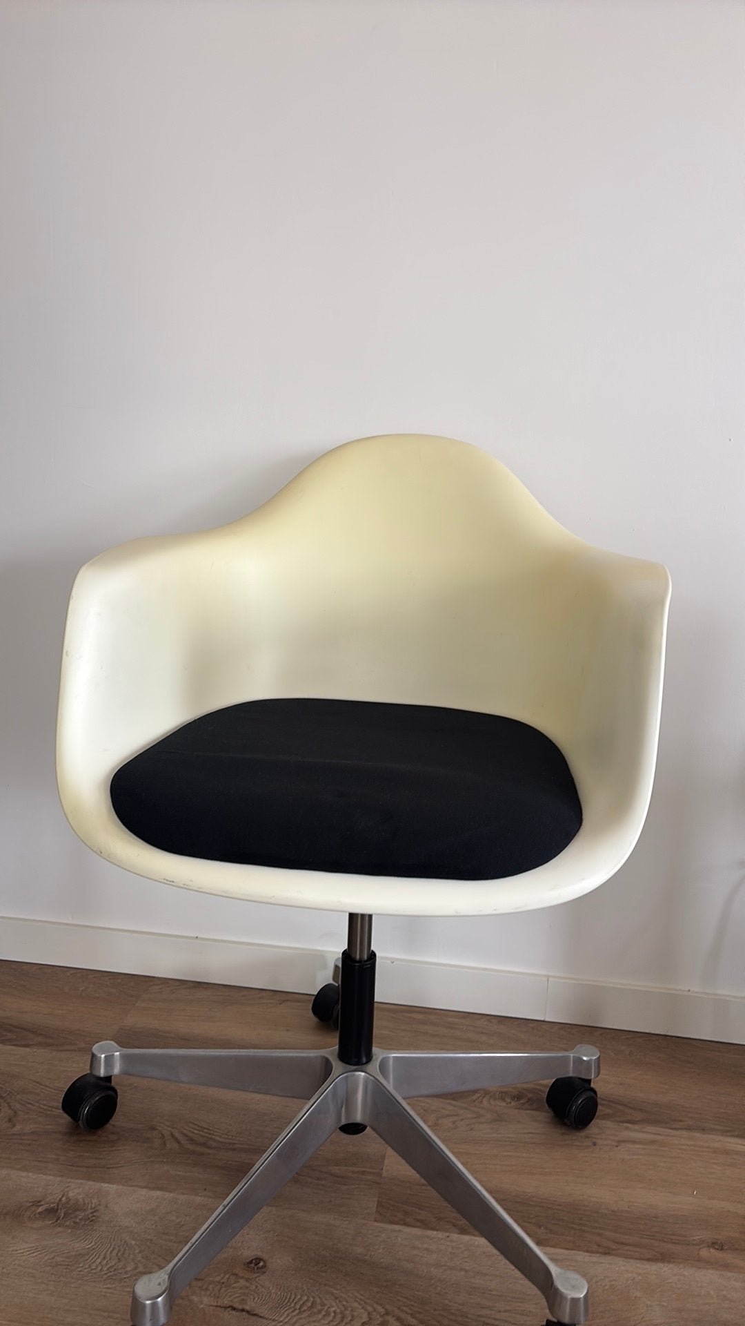 Vitra Eames bureaustoel, Ophalen, Gebruikt, Wit, Bureaustoel