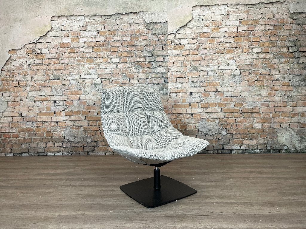 Walter Knoll Jehs+Laub Swivel Lounge Chair bij TheReSales, Ophalen, Design, 75 tot 100 cm, Zo goed als nieuw