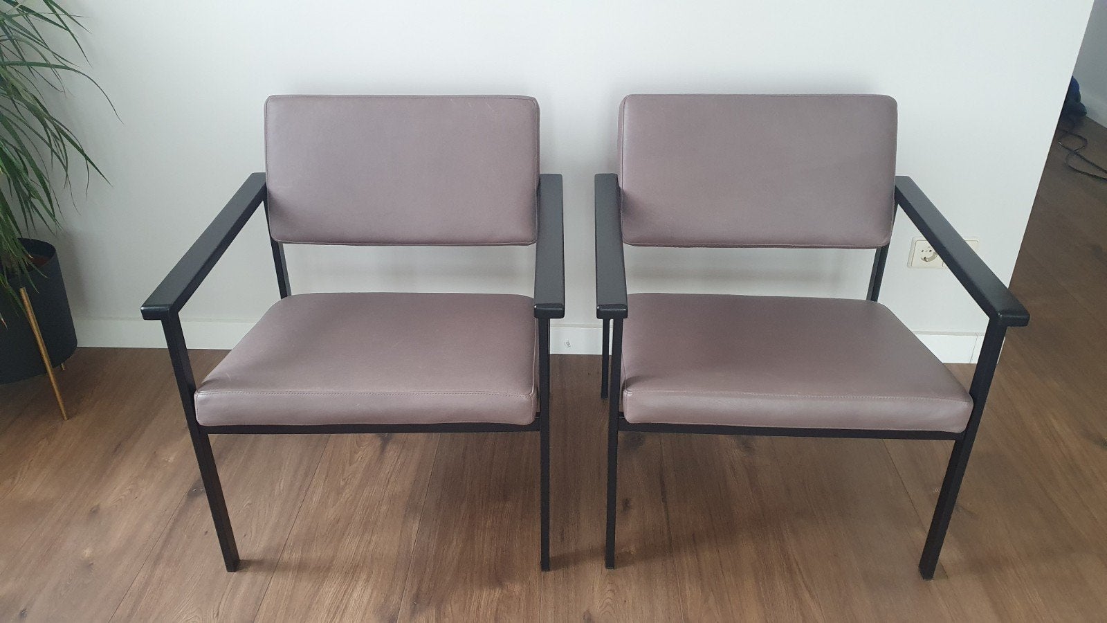 Design leren fauteuil Strike – Design5 / Loods 5 – als nieuw, Ophalen, Minder dan 75 cm, Leer, Zo goed als nieuw