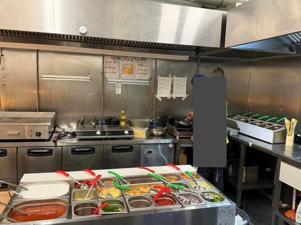 Overname tekoop Hoofddorp horeca catering bezorgruimte winst, Zakelijke goederen, Exploitaties en Overnames