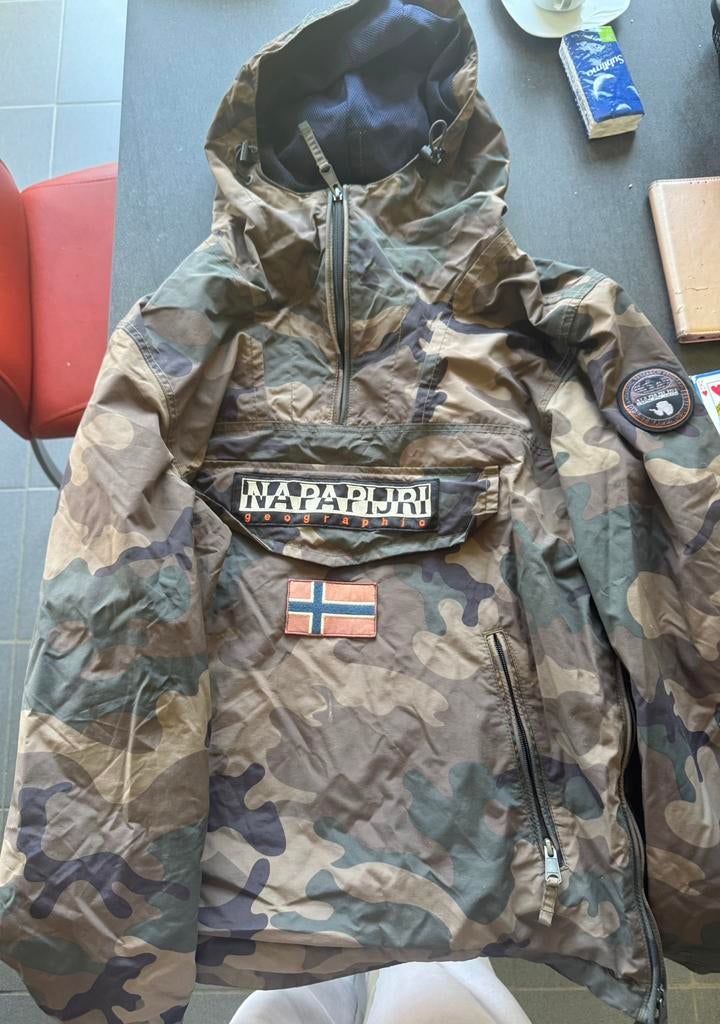 Napapijri, Ophalen of Verzenden, Zo goed als nieuw