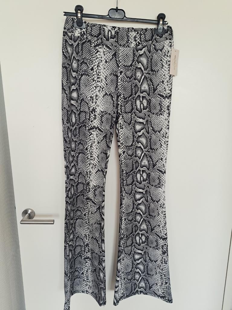 Stretchbroek flairpijp maat XL nieuw, Verzenden, Nieuw, Lang