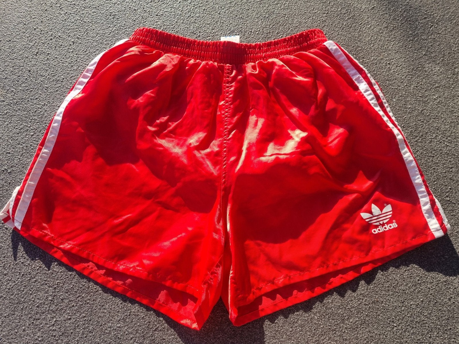 Adidas vintage 80's short.  Maat L., Maat 52/54 (L), Ophalen of Verzenden, Zo goed als nieuw, Adidas