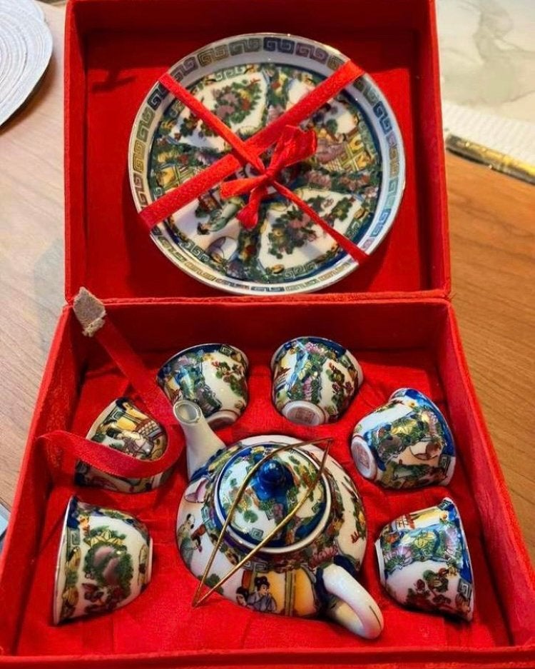 Chinees miniatuur servies. Schaal dia 24 cm NIEUW, Huis en Inrichting, Keuken | Servies, Nieuw, Ophalen of Verzenden, Schaal of Schalen