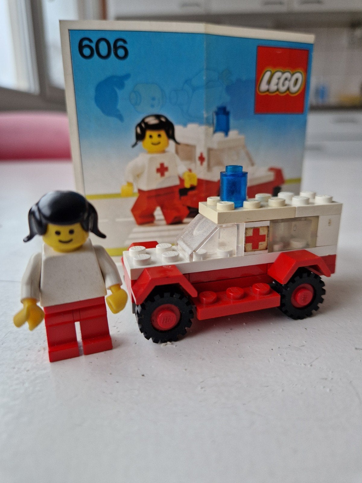 Lego 606 - Ambulance, Gebruikt, Lego, Ophalen of Verzenden, Inclusief instructies