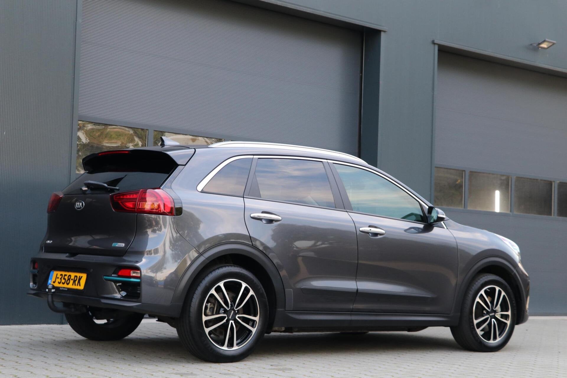 Foto 9 van Kia e-Niro ExecutiveLine 64 kWh Leder Trekhaak Warmtepomp Ad