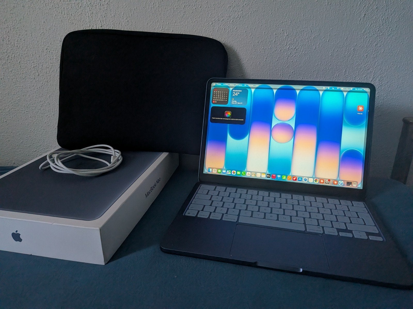 MacBook Neo Blauw - Paar weken oud - 256GB/8GB RAM, Computers en Software, Antivirus- en Beveiligingssoftware, Ophalen