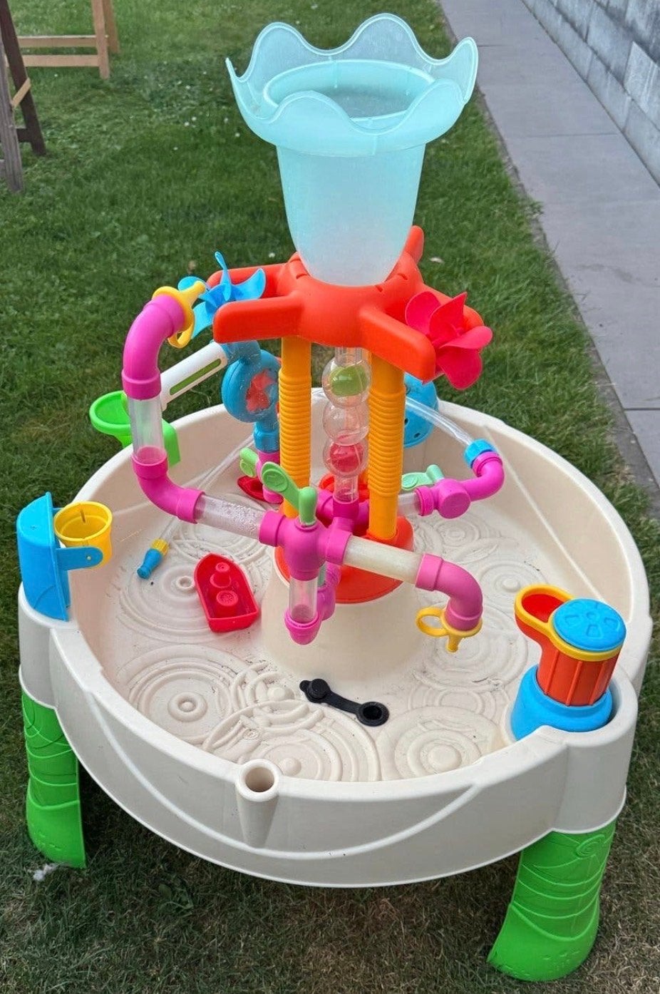 Zand- en Watertafel met speelaccessoires, Ophalen, Gebruikt
