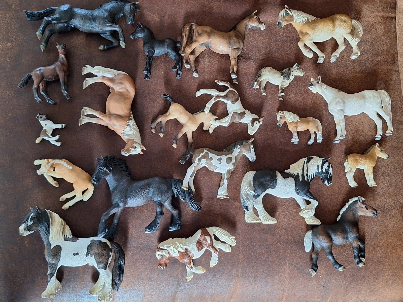 Grote partij van 20 Schleich paarden en veulens (20 stuks!), Ophalen of Verzenden