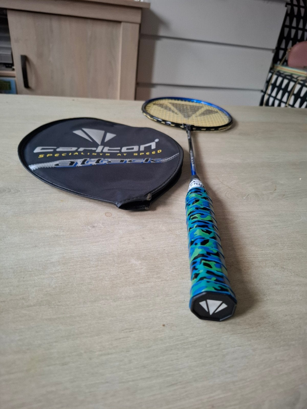Carlton Attack Badmintonracket met hoes, Gebruikt, Onbekend, Ophalen of Verzenden, Racket(s)