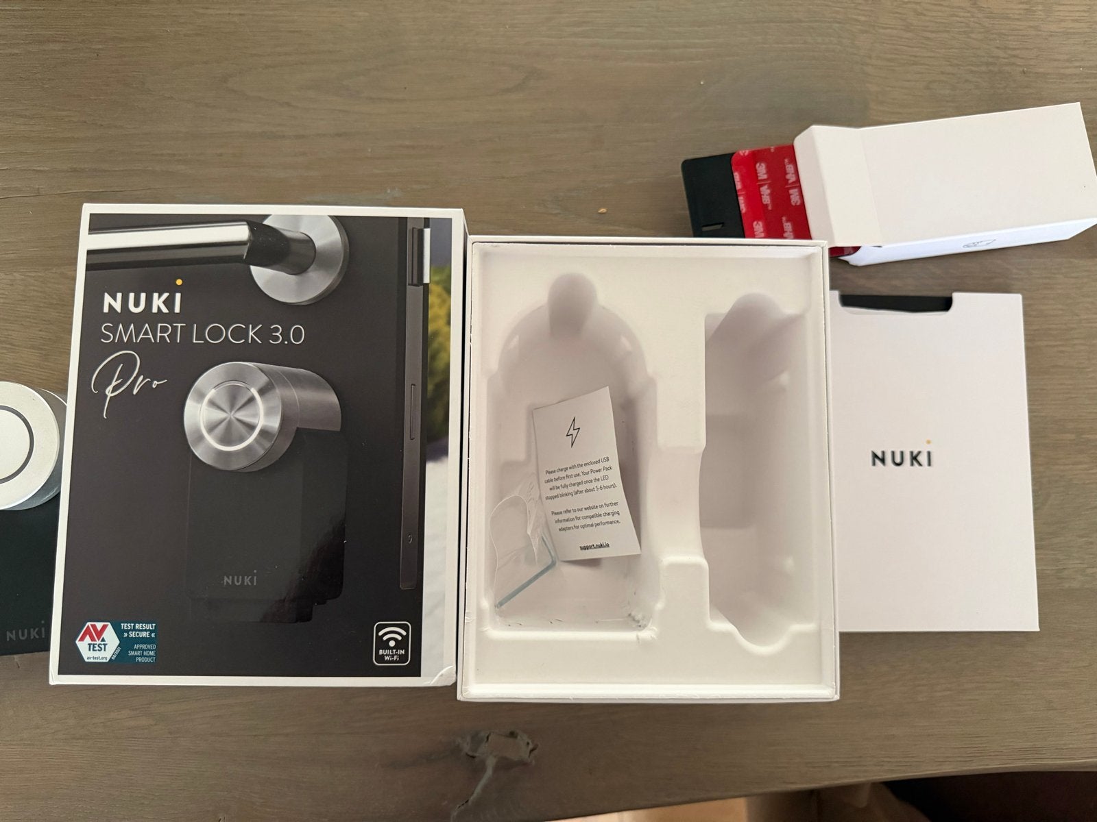 Nuki Smart Lock 3.0 Pro - Slim deurslot Wi-Fi ingebouwd, Ophalen of Verzenden, Zo goed als nieuw, Overige materialen, Slot