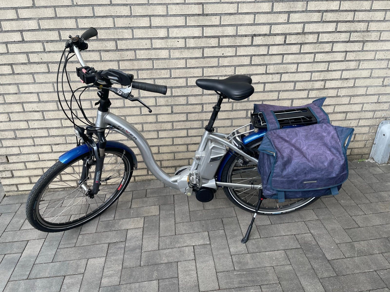 Flyer elektrische fiets 42cm, 26" wielen, accu laadt niet, Fietsen en Brommers, Fietsen | Dames | Damesfietsen, Gebruikt, Overige merken