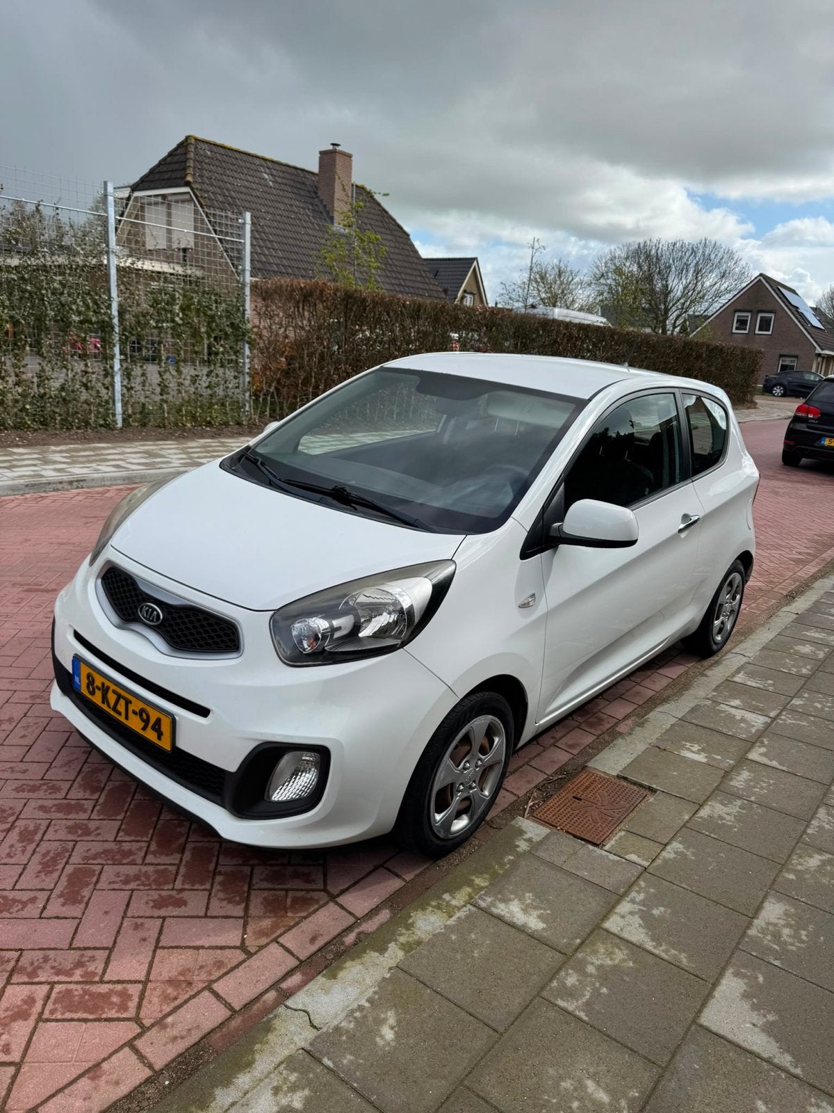 Kia Picanto 1.0 Cvvt 3-DRS 2012 Wit - Carplay en camera, Voorwielaandrijving, Stof, 400 kg, Wit