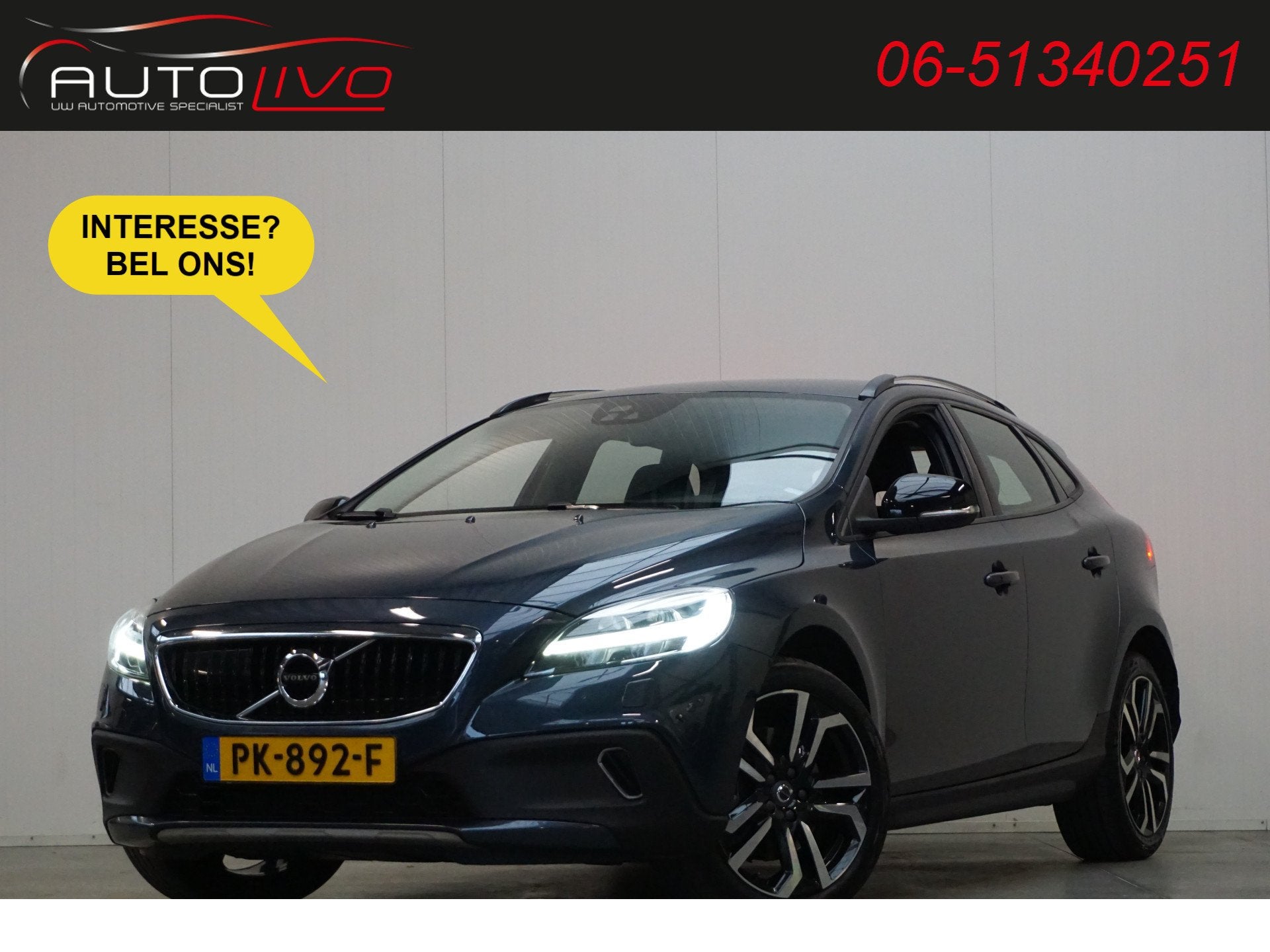 Volvo V40 Cross Country 2.0 D2 Nordic+ AUTOMAAT! LEER NAVI S, 4 cilinders, Blauw, Bedrijf, Diesel