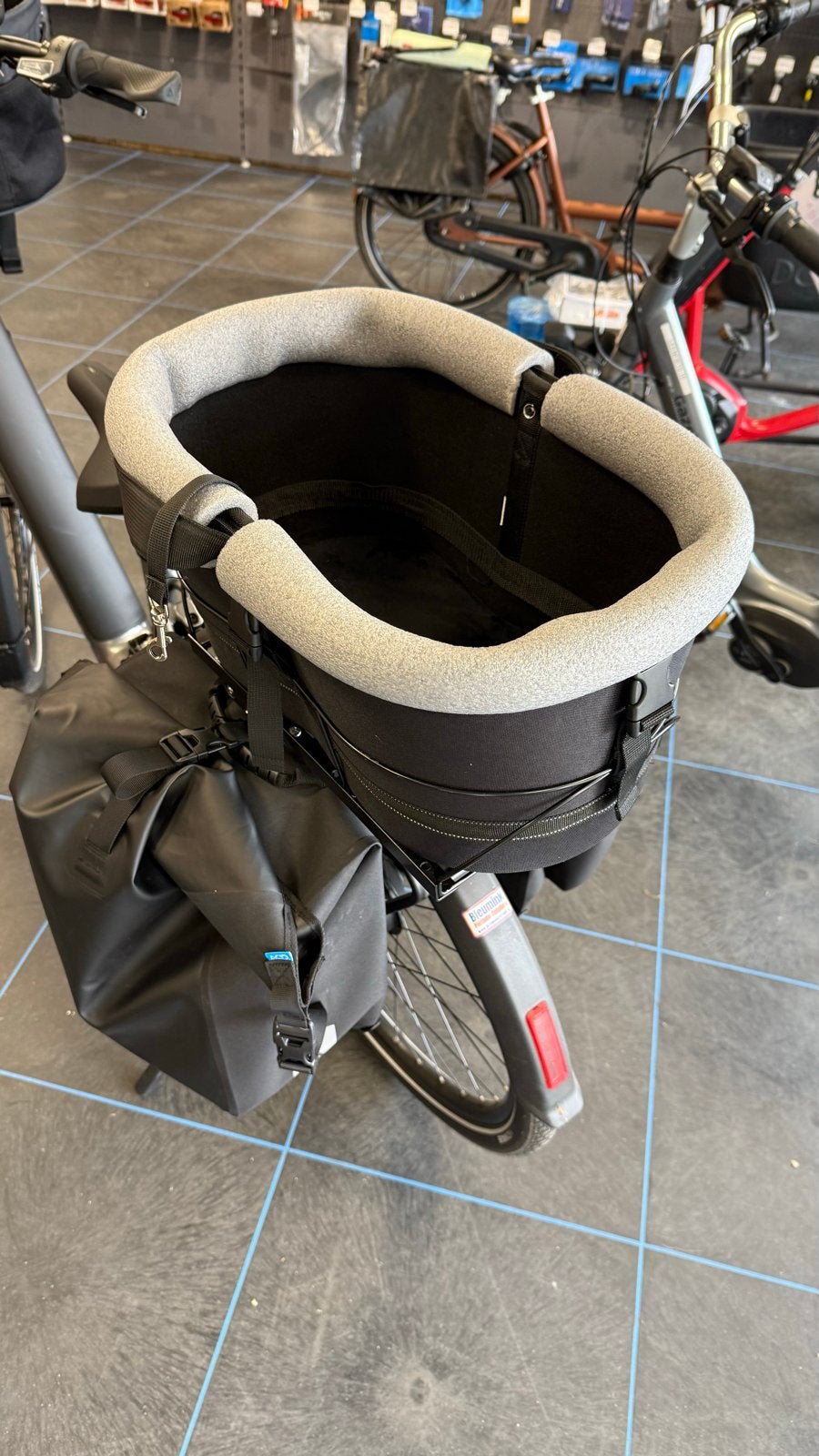 Trixie Fietsmand voor honden - Achterop, Ophalen, Gebruikt, Fietsmand