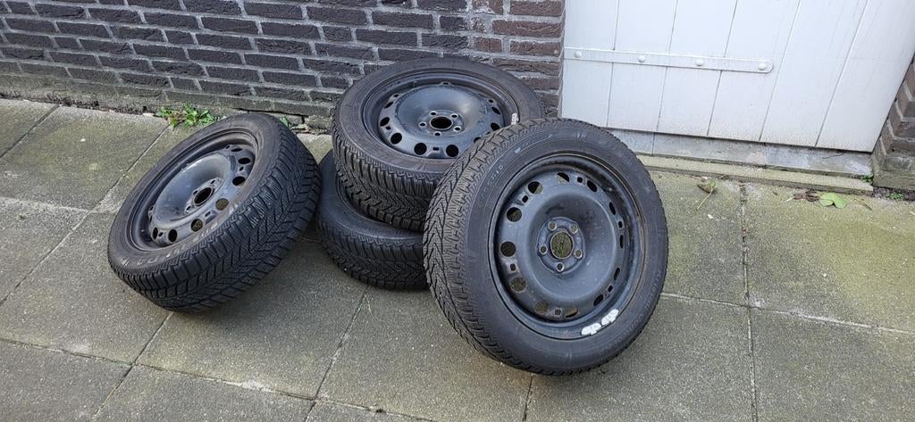 Zeer goede winterbanden 195 /55 R 15, Ophalen, Volkswagen