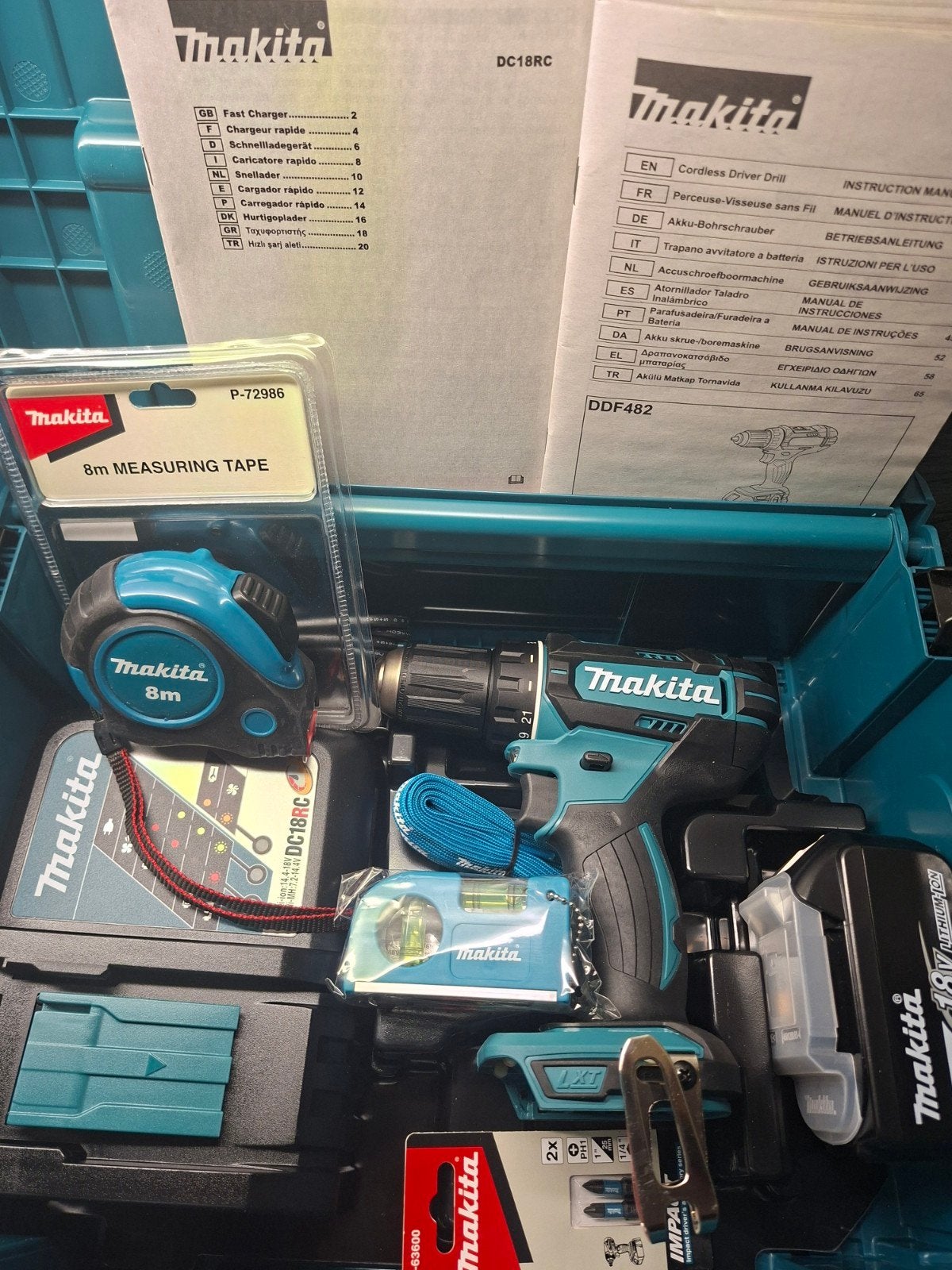 Makita DDF482ZJ Accuboormachine met 6 Ah accu en snel-lader, Doe-het-zelf en Verbouw, Gereedschap | Boormachines, 600 watt of meer