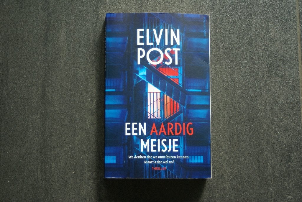 EEN AARDIG MEISJE.... Elvin Post... 2024, Ophalen of Verzenden, Zo goed als nieuw