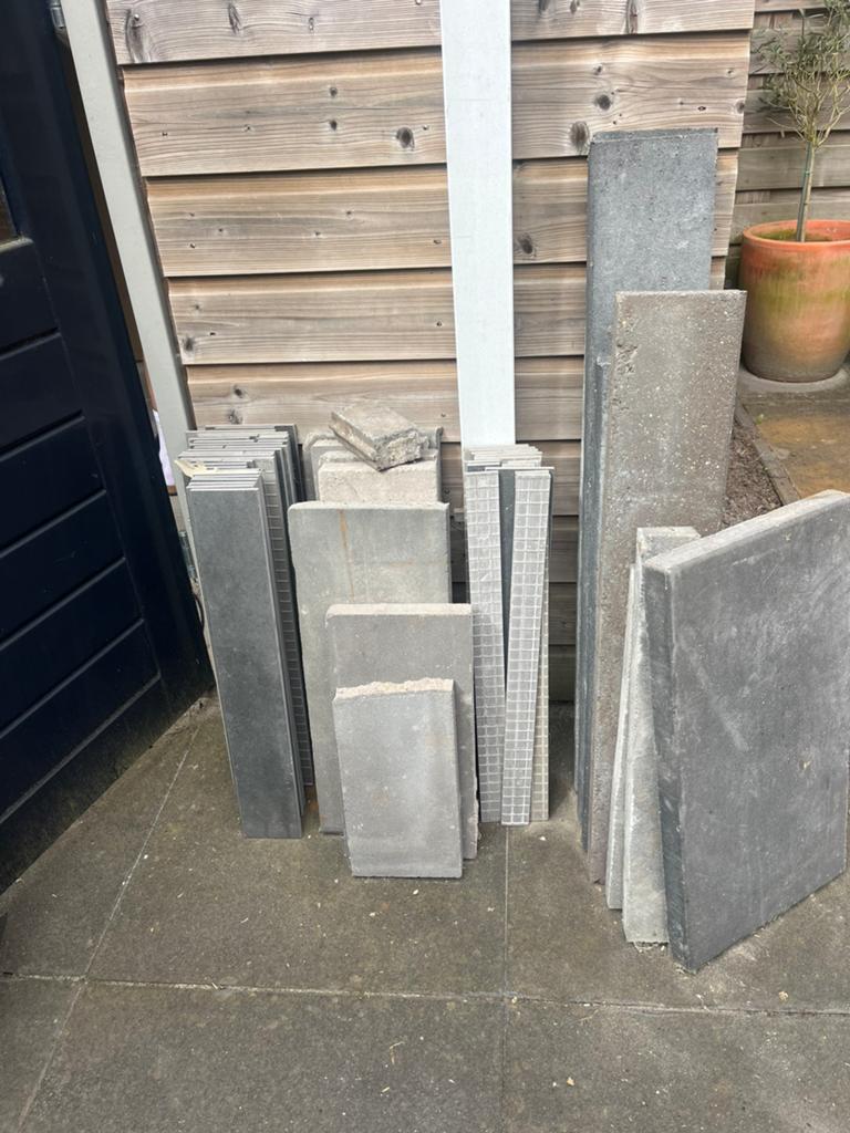 Diverse tegels, gratis af te halen, Tuin en Terras, Ophalen, Gebruikt, Beton, Overige typen