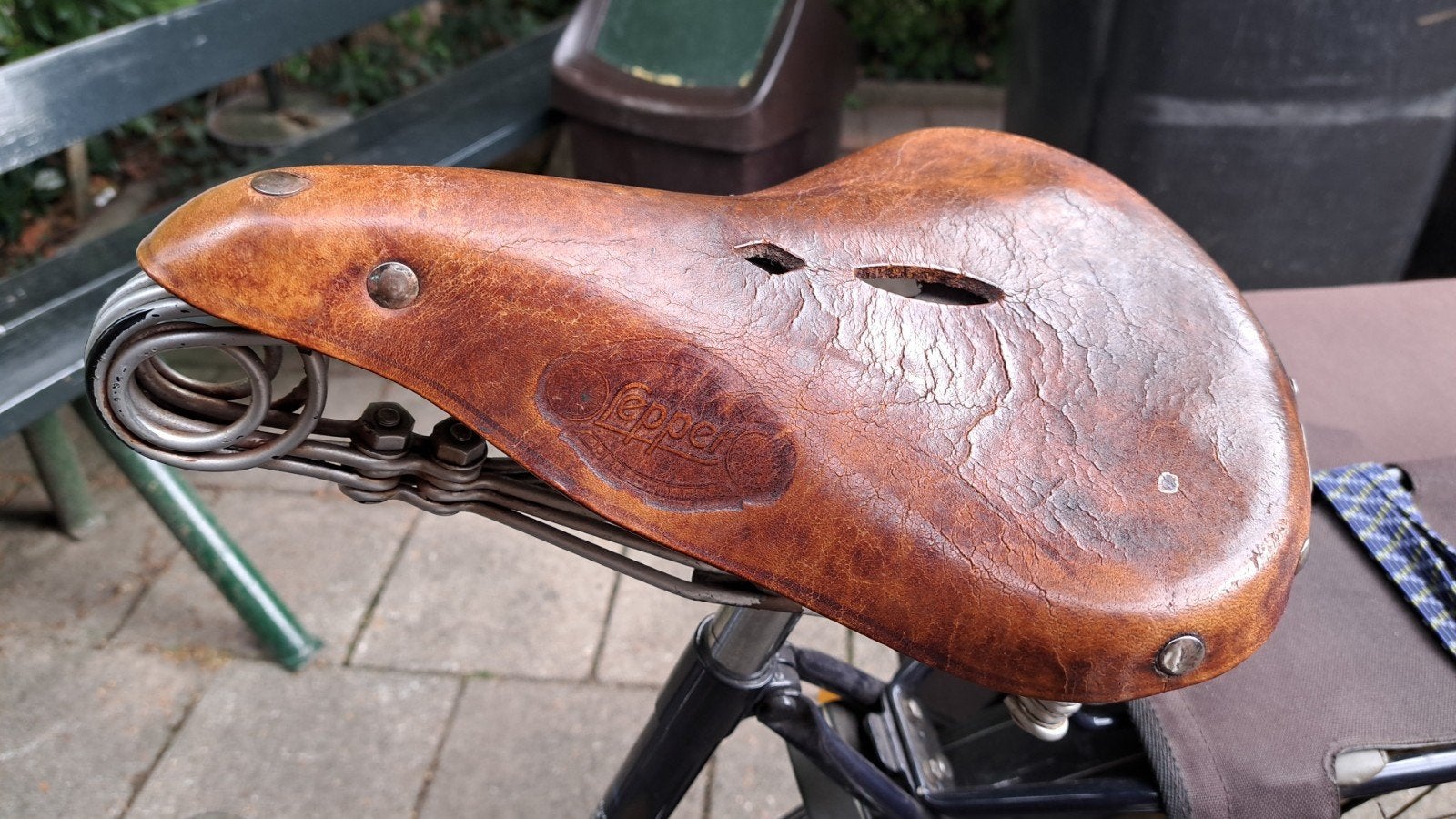 Lepper Leren Fietszadel met Veren - Comfortabel en Vintage, Gebruikt, Leer, Lepper, Ophalen of Verzenden