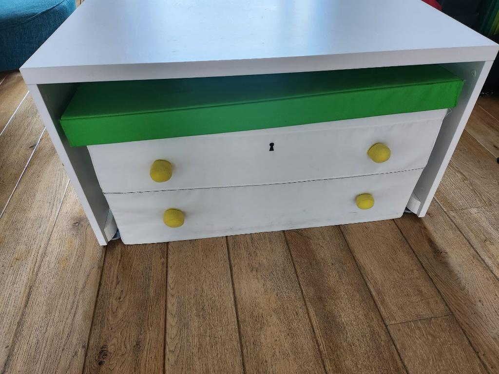 ikea kinderbureau met schatkist, Ophalen of Verzenden, Gebruikt, Overige typen