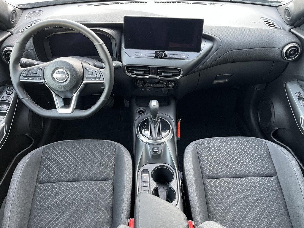 Nissan Juke 1.6 Hybrid N-Design / Cold Pack Light / Apple Ca, Auto's, Nissan, Stof, Origineel Nederlands, Bedrijf, Automatische klimaatregeling