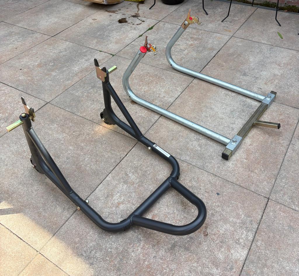 2x paddock stands in goede staat, Ophalen of Verzenden, Zo goed als nieuw