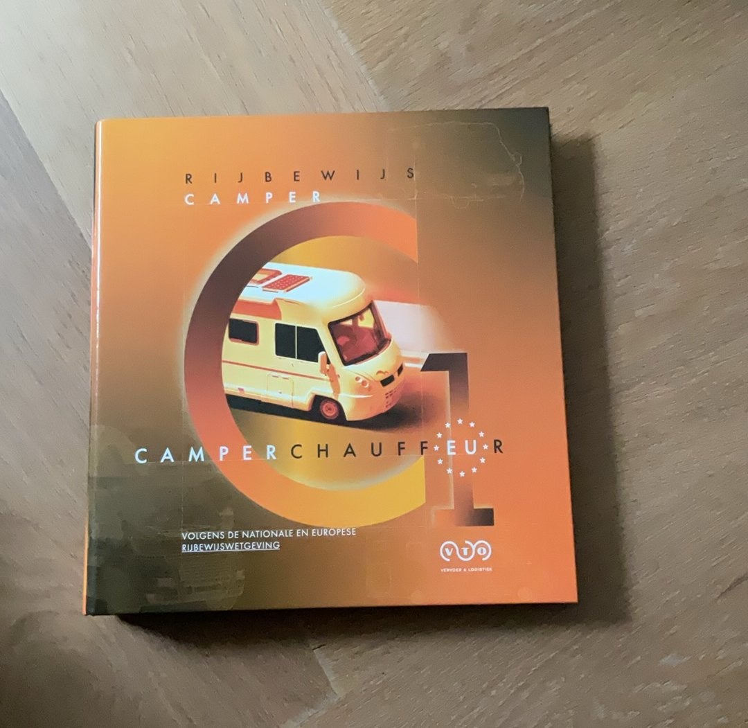 Theorie Leren Vrachtauto en Camper – Module 1, Boeken, Ophalen of Verzenden, Alpha, Zo goed als nieuw, Overige niveaus