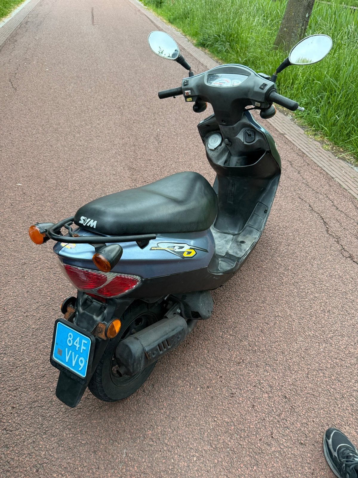 Sym dd 50 70cc  - Bougie en inlaatpakking nodig, Ophalen, Gebruikt, Benzine