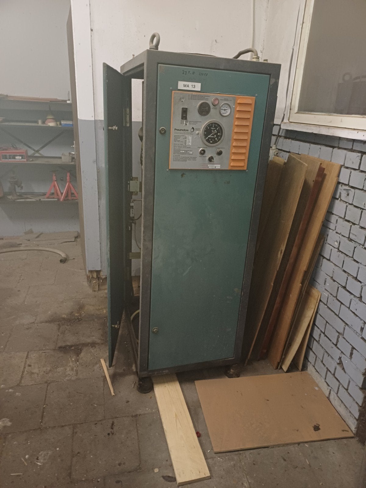 Pneumafore Compressor 3x25A, 10 bar, 1700 L/min, Doe-het-zelf en Verbouw, Compressors, Ophalen of Verzenden