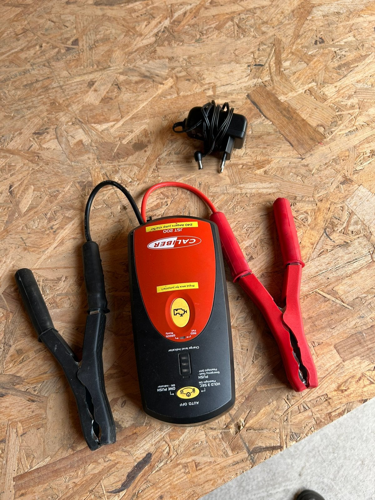 Perfect werkende startbooster, Auto diversen, Jumpstarters, Ophalen of Verzenden, Zo goed als nieuw