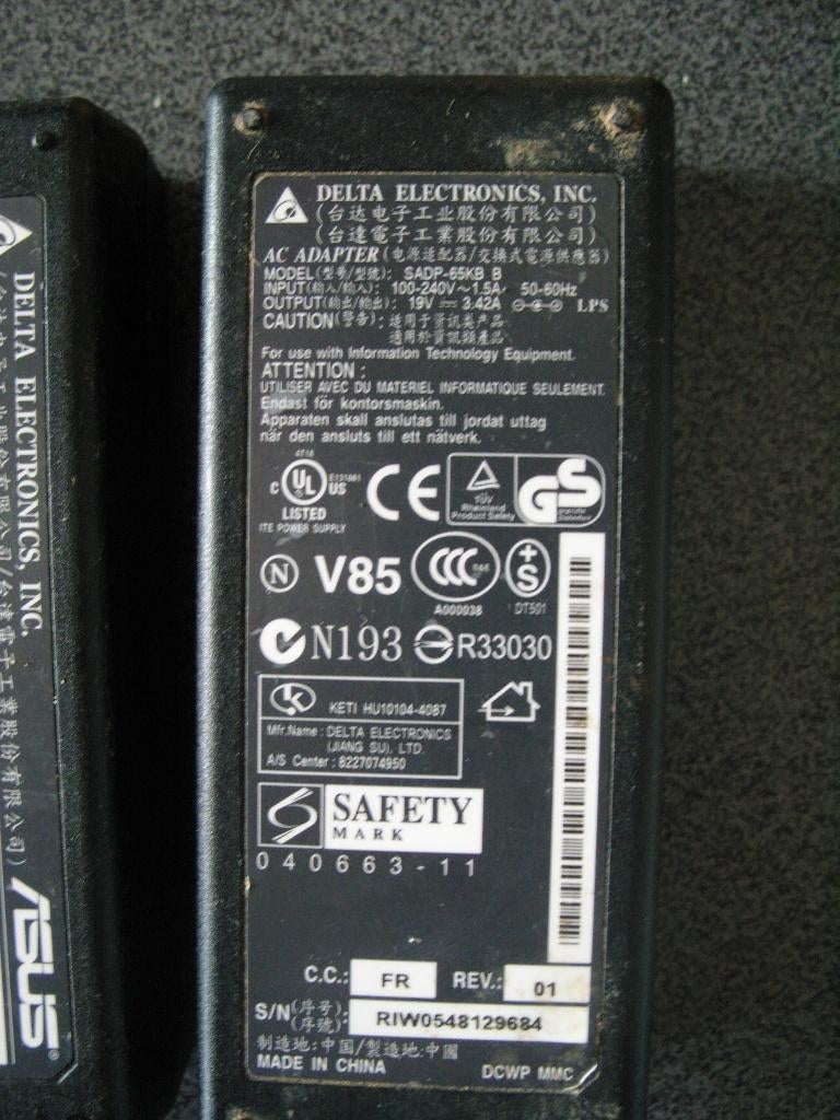 Laptop voeding Delta 19V 3,4A, Ophalen of Verzenden, Gebruikt, Delta Electronics