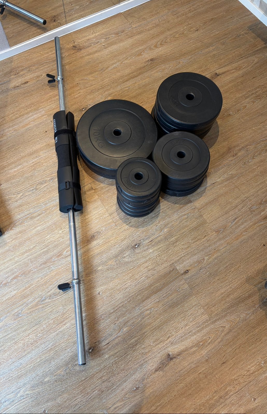 Complete halterset – 57,5 kg gewichten + halterstang, Sport en Fitness, Ophalen, Zo goed als nieuw, Halterset