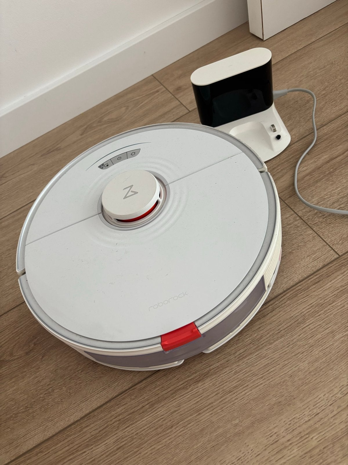 Roborock Robotstofzuiger met Laadstation, Ophalen, Overige merken, Zo goed als nieuw, Robotstofzuiger