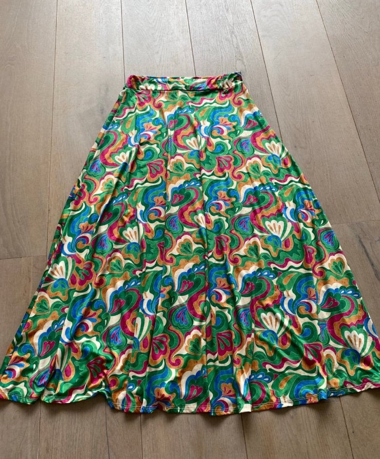 Typical jill one size nieuwstaat, Maat 42/44 (L), Ophalen of Verzenden, Zo goed als nieuw, Onder de knie