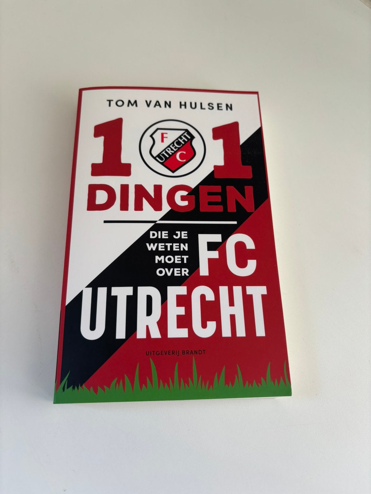 101 dingen die je weten moet over FC Utrecht, Tom van Hulsen, Ophalen of Verzenden, Zo goed als nieuw, Balsport