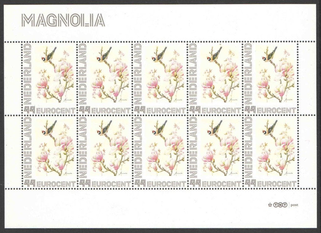 Bloemenpracht op postzegels: Magnolia, Ophalen of Verzenden, Na 1940, Postfris