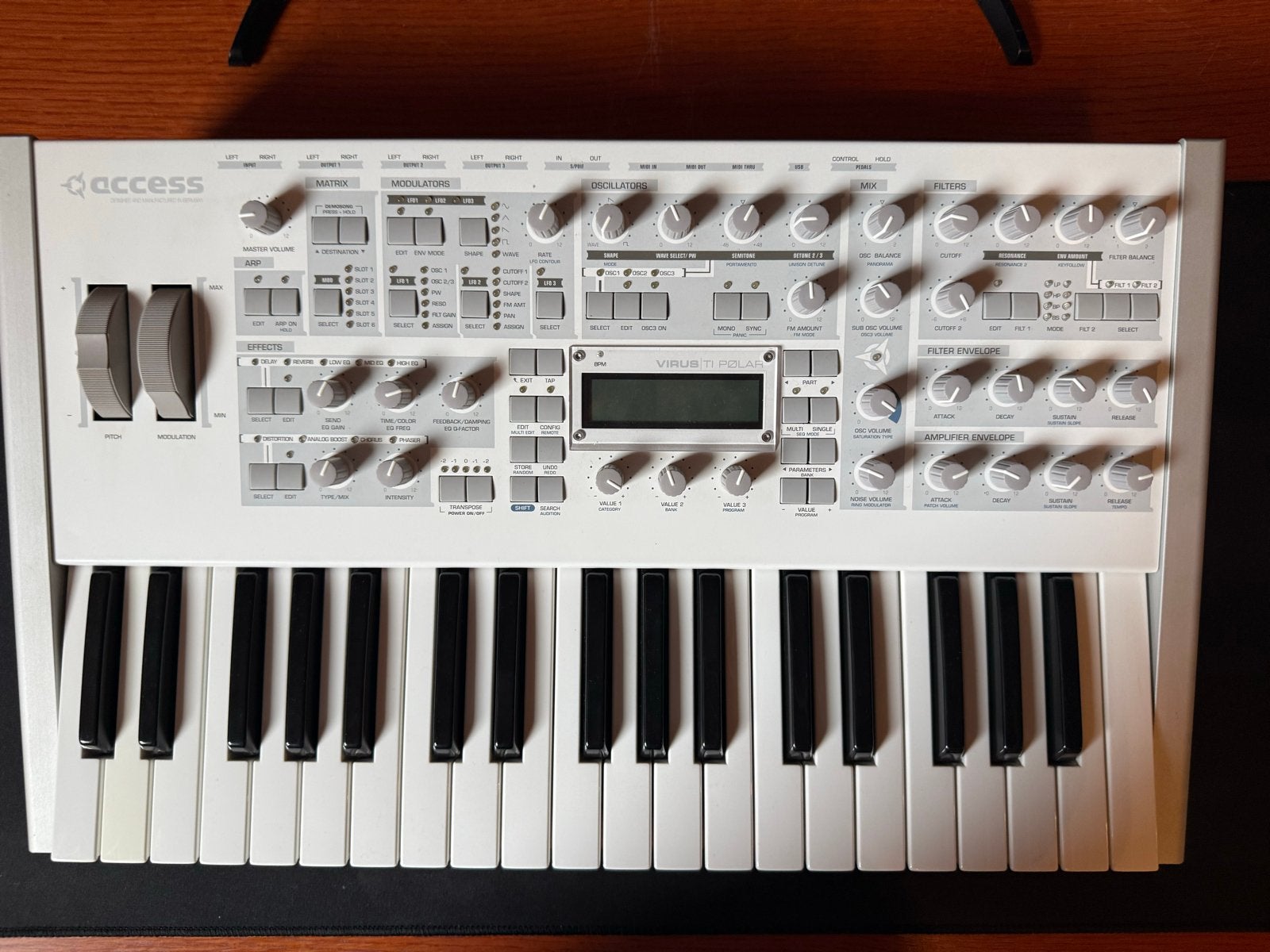 Access Virus TI Polar, Muziek en Instrumenten, Synthesizers, Overige merken, 61 toetsen, Ophalen of Verzenden, Zo goed als nieuw