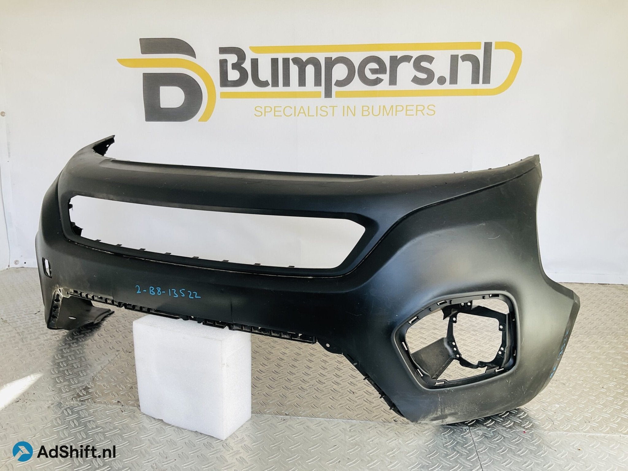 Bumper Fiat Fiorino Nimo 735628031 Voorbumper 2-B8-13522z, Bumper