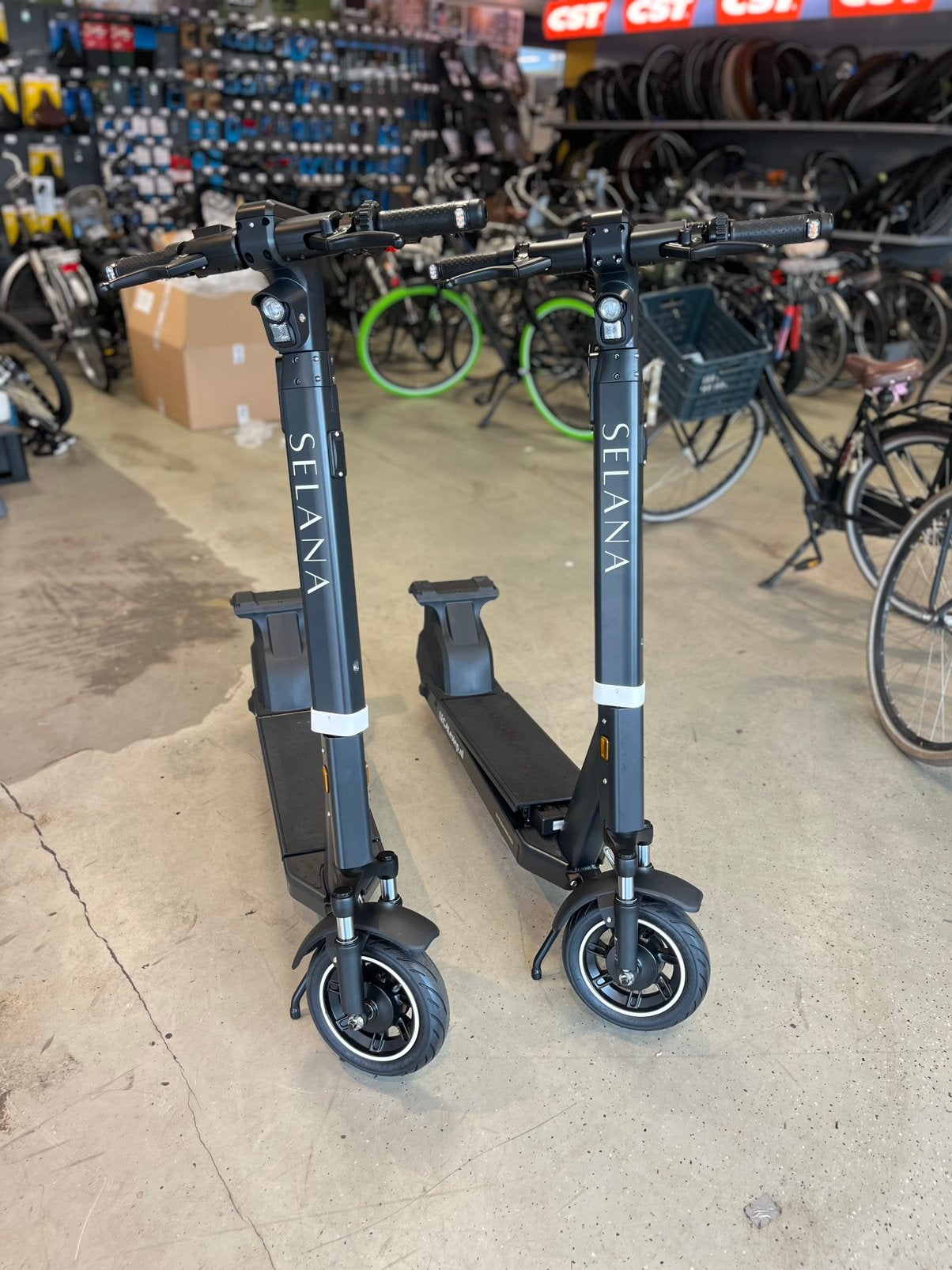 Selana alpha legale E-step 10x voorraad, Ophalen, Nieuw, Elektrische step (E-scooter)