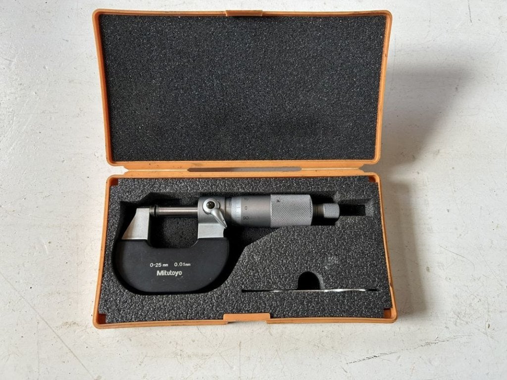 Micrometer fijnmeter 0 tot 25 mm Mitutoyo (100 verdeling ), Ophalen of Verzenden, Gebruikt, Afstand