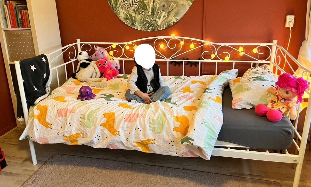 Metalen bed 90x200 voor meidenkamer of logeerkamer, Ophalen, Gebruikt, 90 cm, Eenpersoons