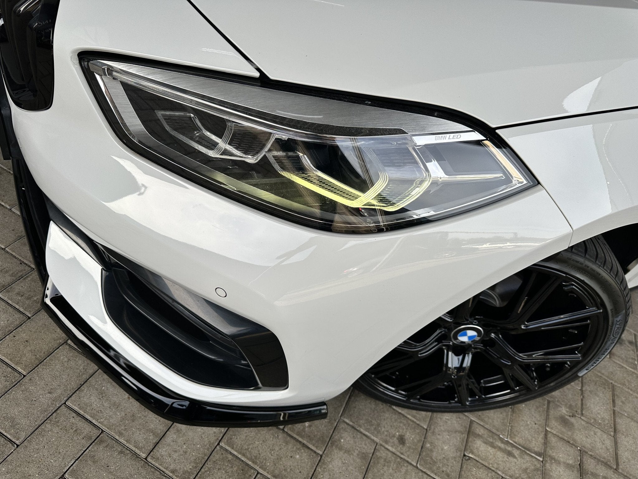 BMW 1 Serie 118i | SPORT | AUT | LED | leer | Clima | Navi |, Gebruikt, Wit, Origineel Nederlands, Bedrijf