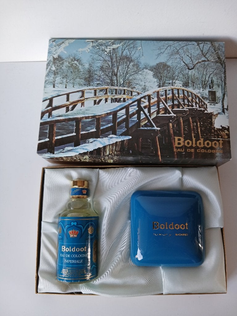 2 VINTAGE geschenkdozen Boldoot zeep en eau de cologne., Verzenden, Nieuw, Parfumfles, Gevuld