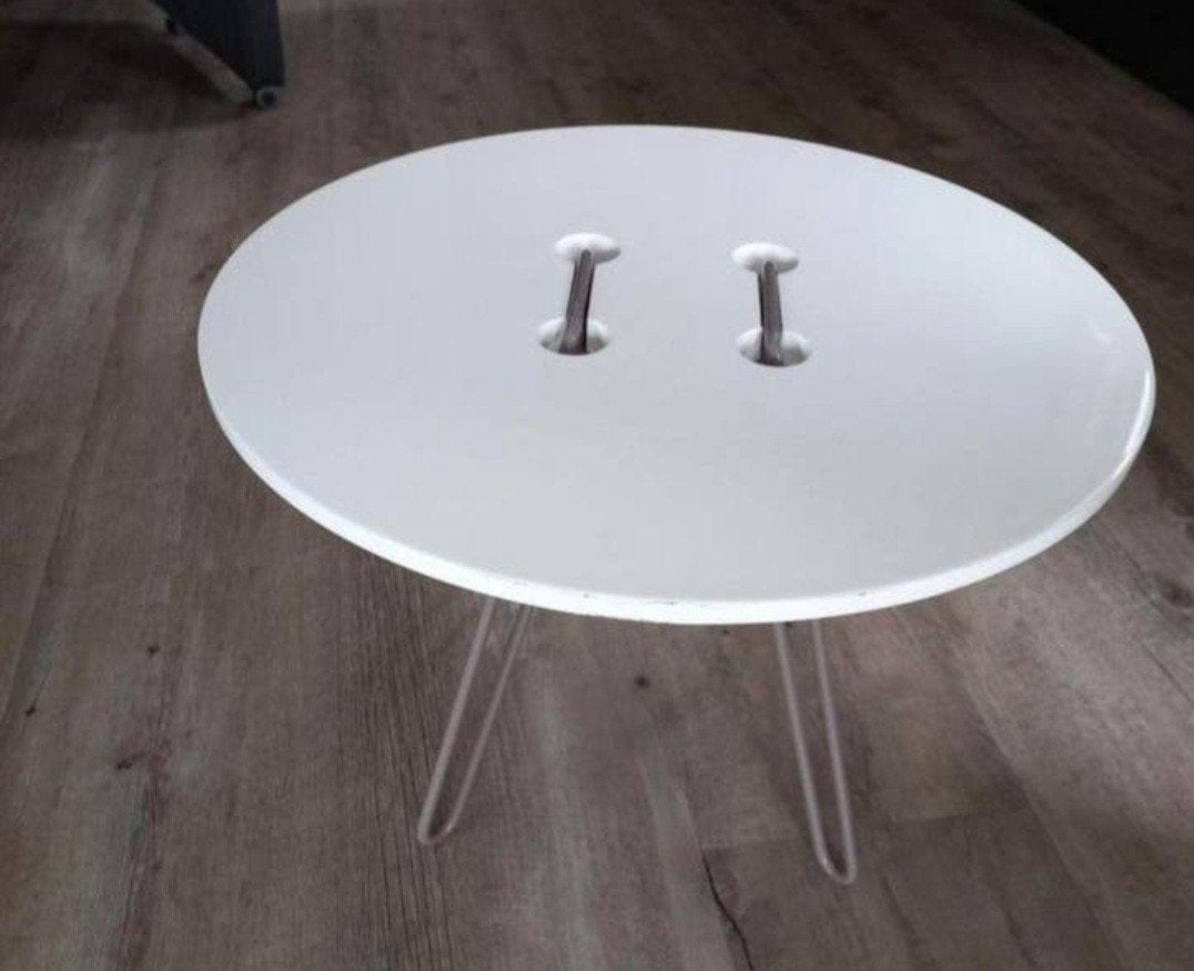 Stijlvol wit bijzettafeltje - Ø 50 cm, H 33 cm, Ophalen, Minder dan 45 cm, Minder dan 55 cm, Gebruikt