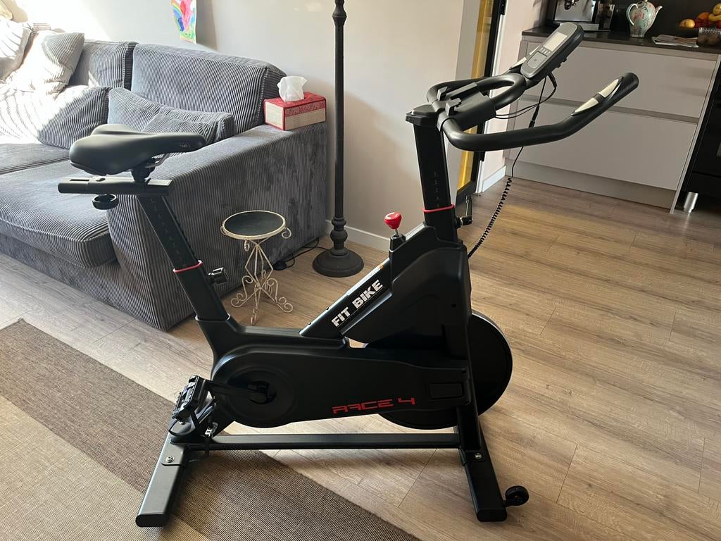 Hometrainer fitbike race 4, Sport en Fitness, Fitnessapparatuur, Ophalen of Verzenden