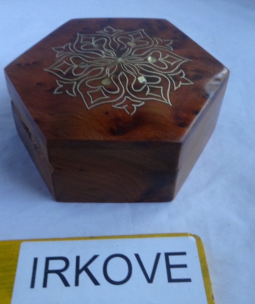 HOUTEN INGELEGD DOOSJE ZESKANTIG * Fraai Hout *, Houtsnijwerk, Minder dan 20 cm, Verzenden, Handgemaakt