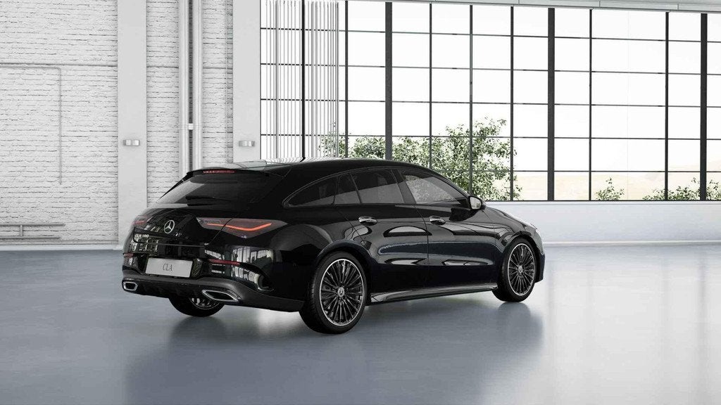 Mercedes-Benz CLA-klasse Shooting Brake 180 Business Solutio, Auto's, Mercedes-Benz, CLA, 136 pk, 4 cilinders, Zwart