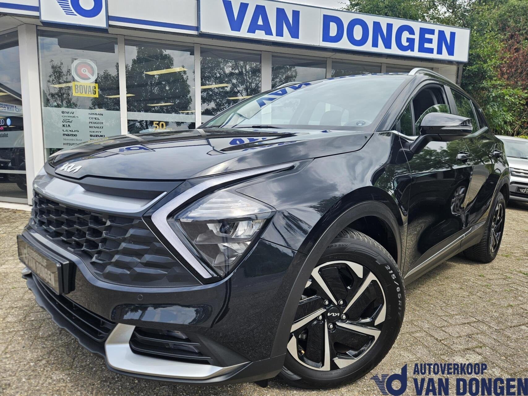 Kia Sportage 1.6 T-GDi MHEV DynamicLine | Automaat | 2023 /, Gebruikt, Zwart, 4 cilinders, 1650 kg