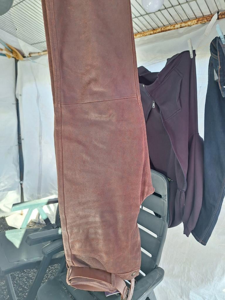 Leren broek en hesje voor op de motor maat 50, Ophalen of Verzenden